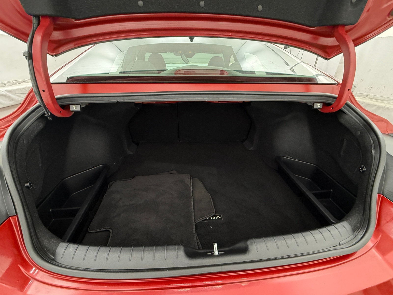 Thumbnail: 2024 Hyundai Elantra - 7