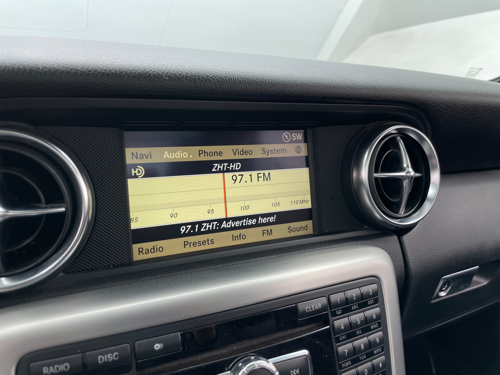 Thumbnail: 2012 Mercedes-Benz SLK - 3