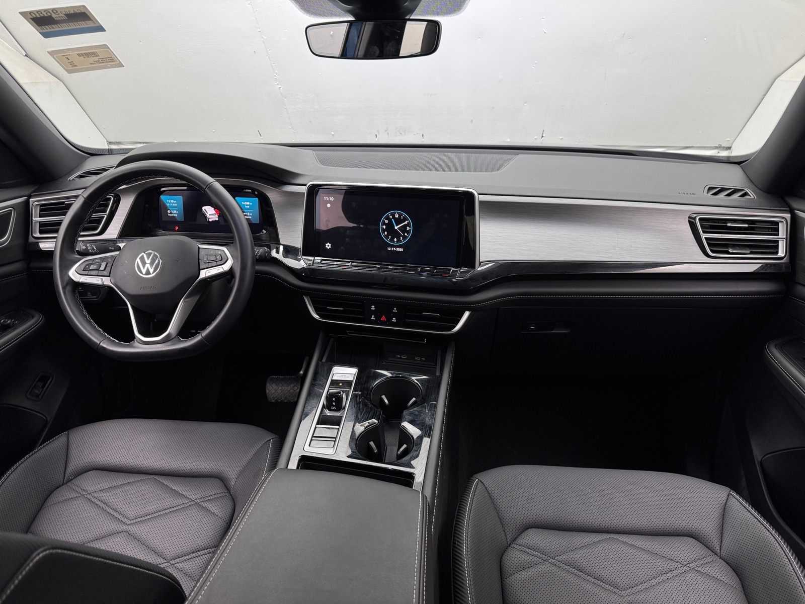 Thumbnail: 2025 Volkswagen Atlas - 2