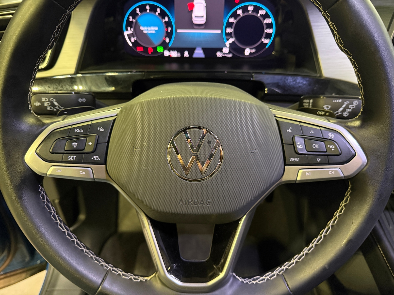 Thumbnail: 2025 Volkswagen Atlas - 4