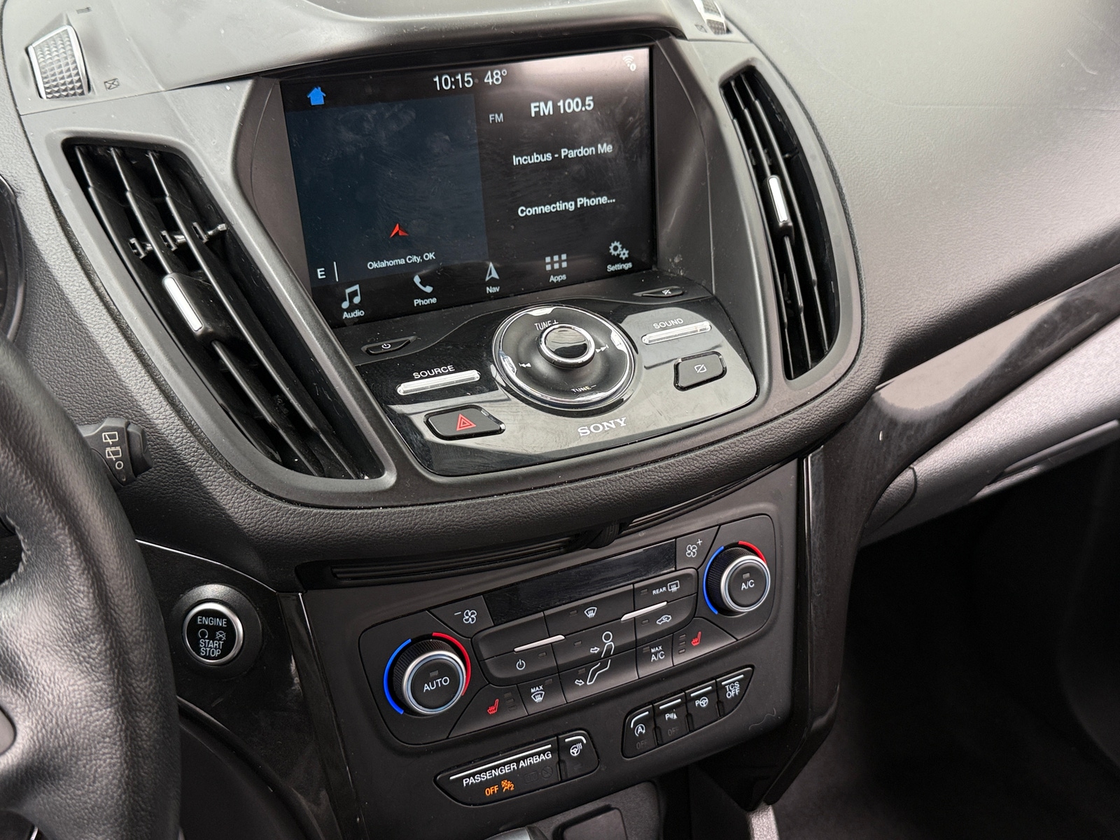 Thumbnail: 2019 Ford Escape - 3