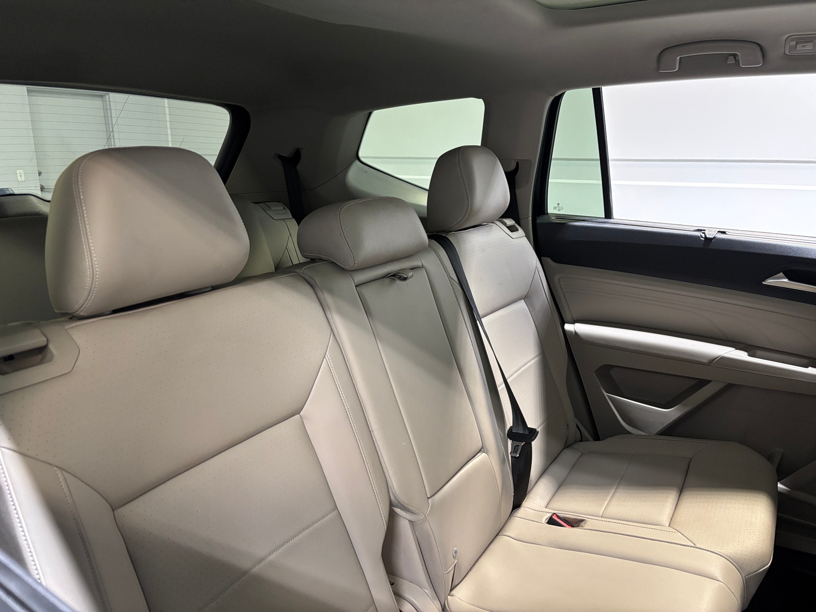 Thumbnail: 2022 Volkswagen Atlas - 5