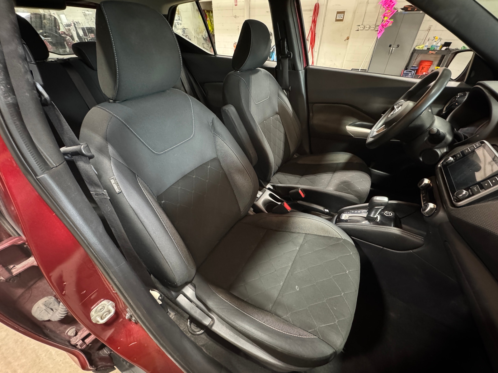 Thumbnail: 2019 Nissan Kicks - 2