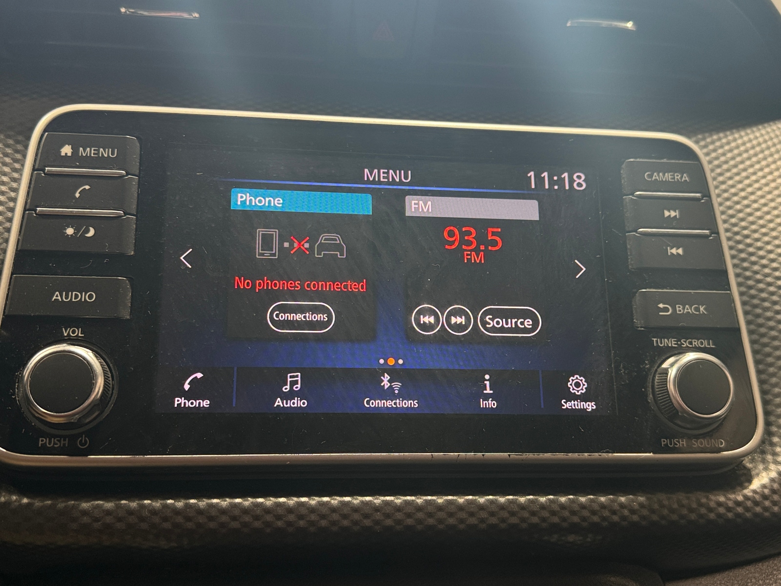 Thumbnail: 2019 Nissan Kicks - 4