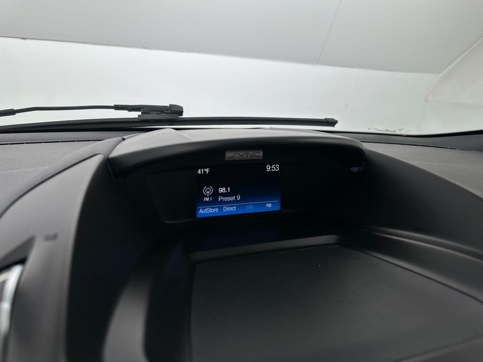 Thumbnail: 2017 Ford Escape - 4