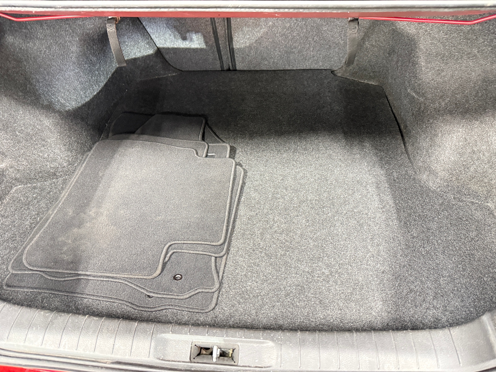 Thumbnail: 2017 Nissan Altima - 7