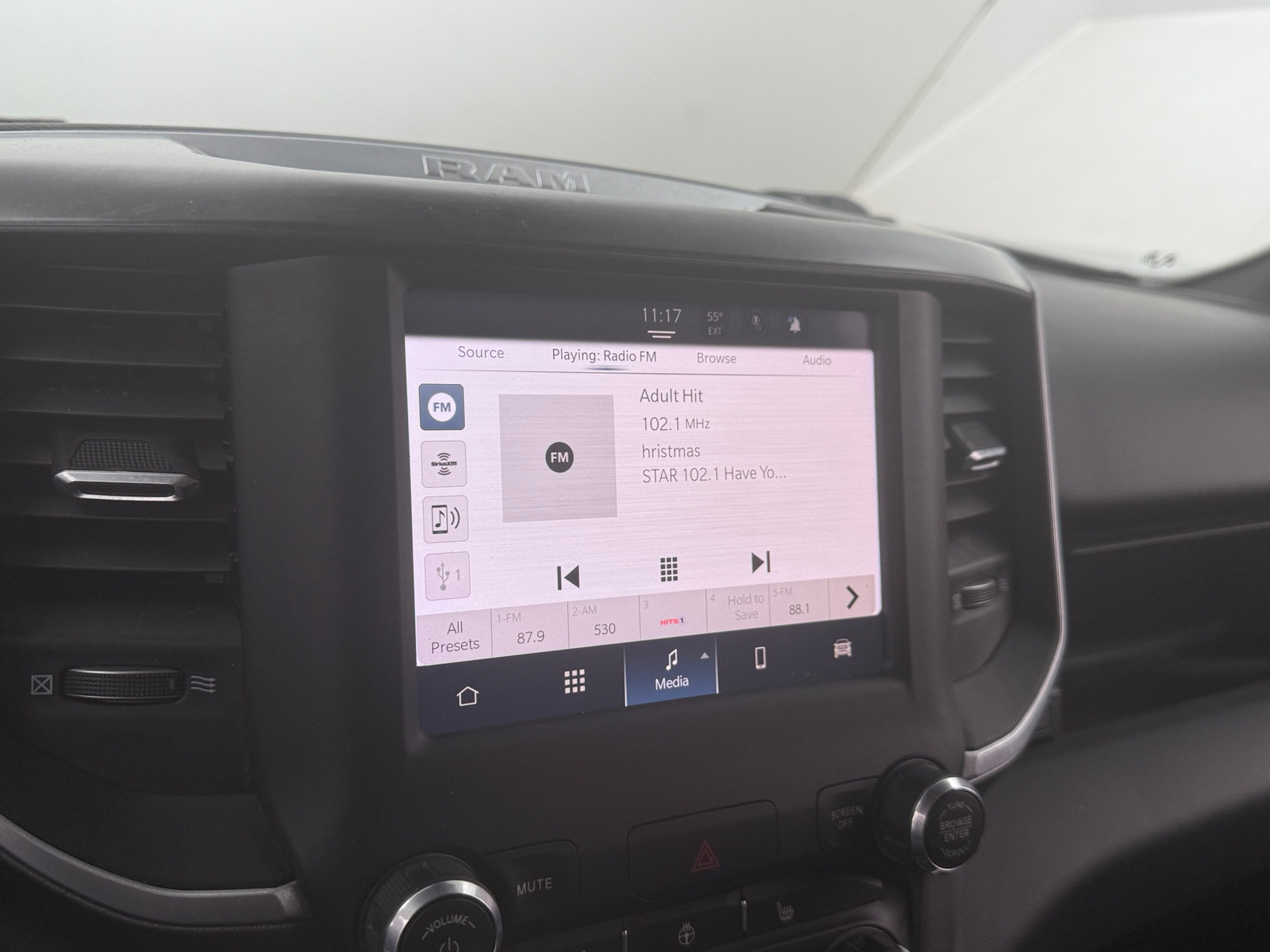 Thumbnail: 2023 RAM 1500 - 4