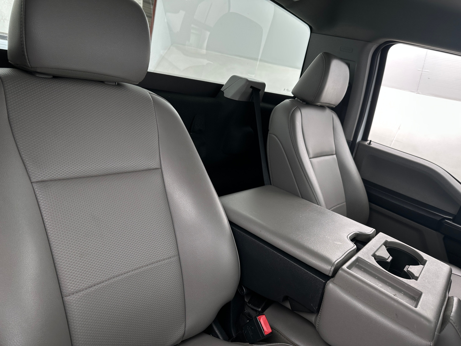 Thumbnail: 2022 Ford Econoline - 2