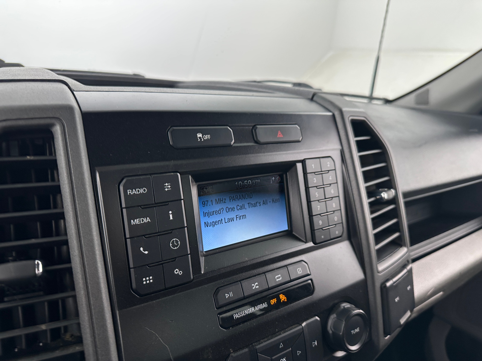 Thumbnail: 2022 Ford Econoline - 3