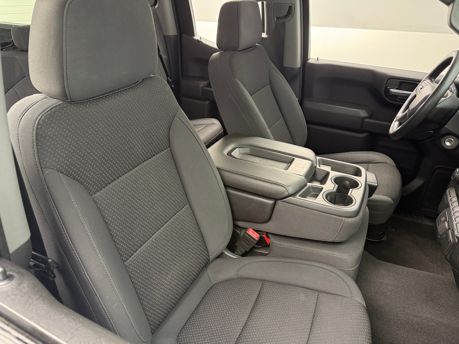 Thumbnail: 2020 Chevrolet Silverado 1500 - 2