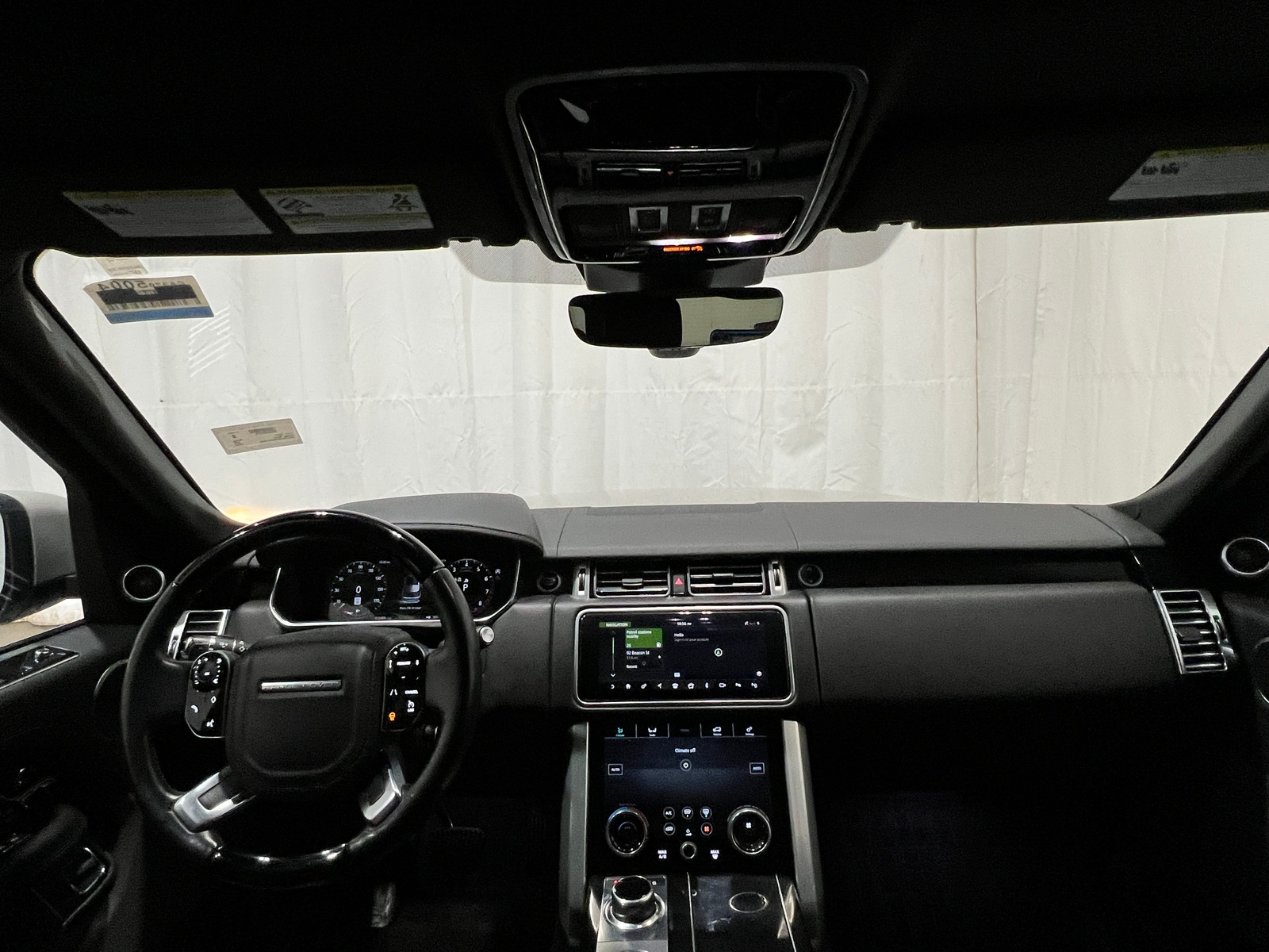 Thumbnail: 2019 Land Rover Range Rover - 2