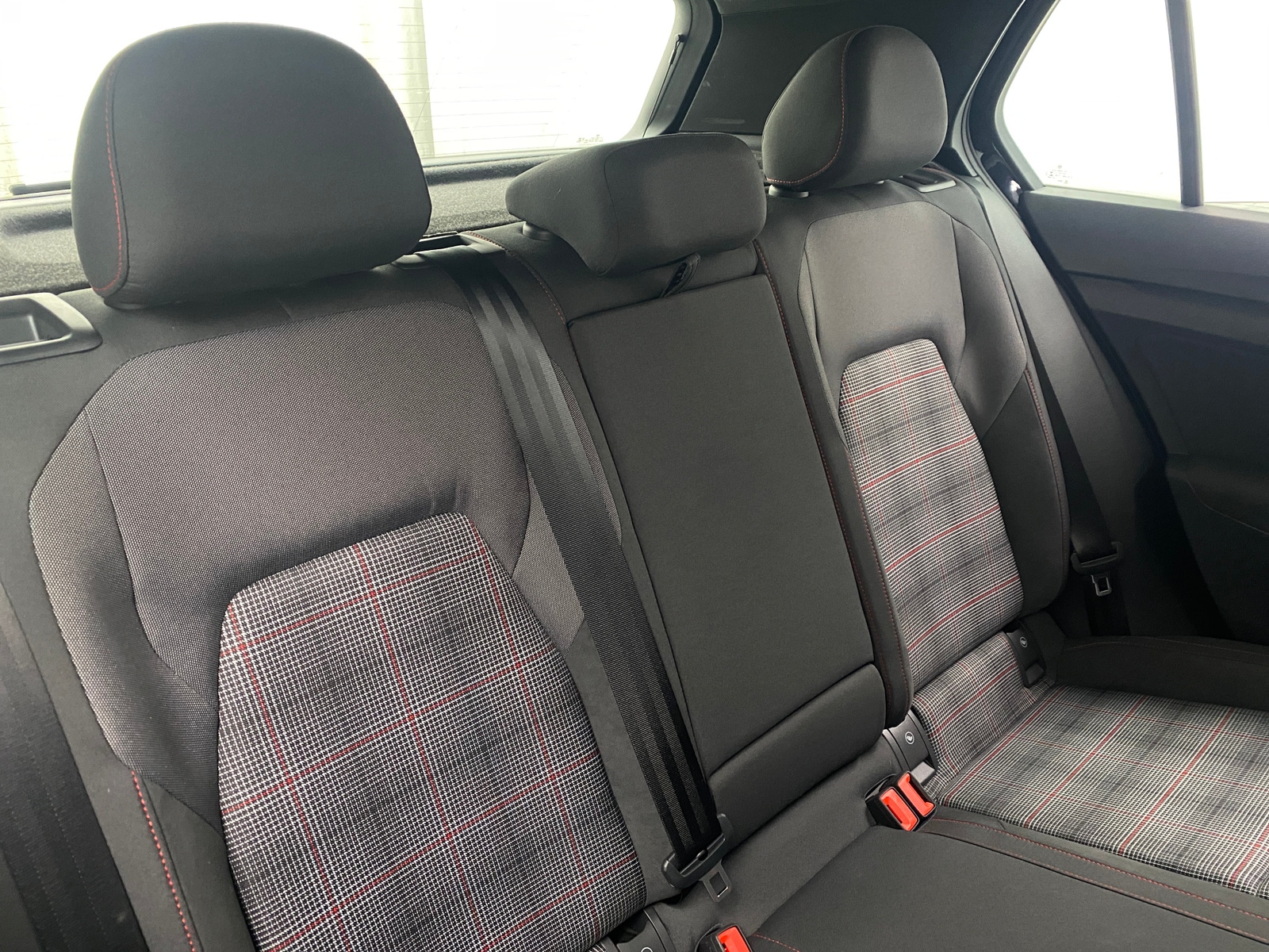 Thumbnail: 2022 Volkswagen Golf - 6