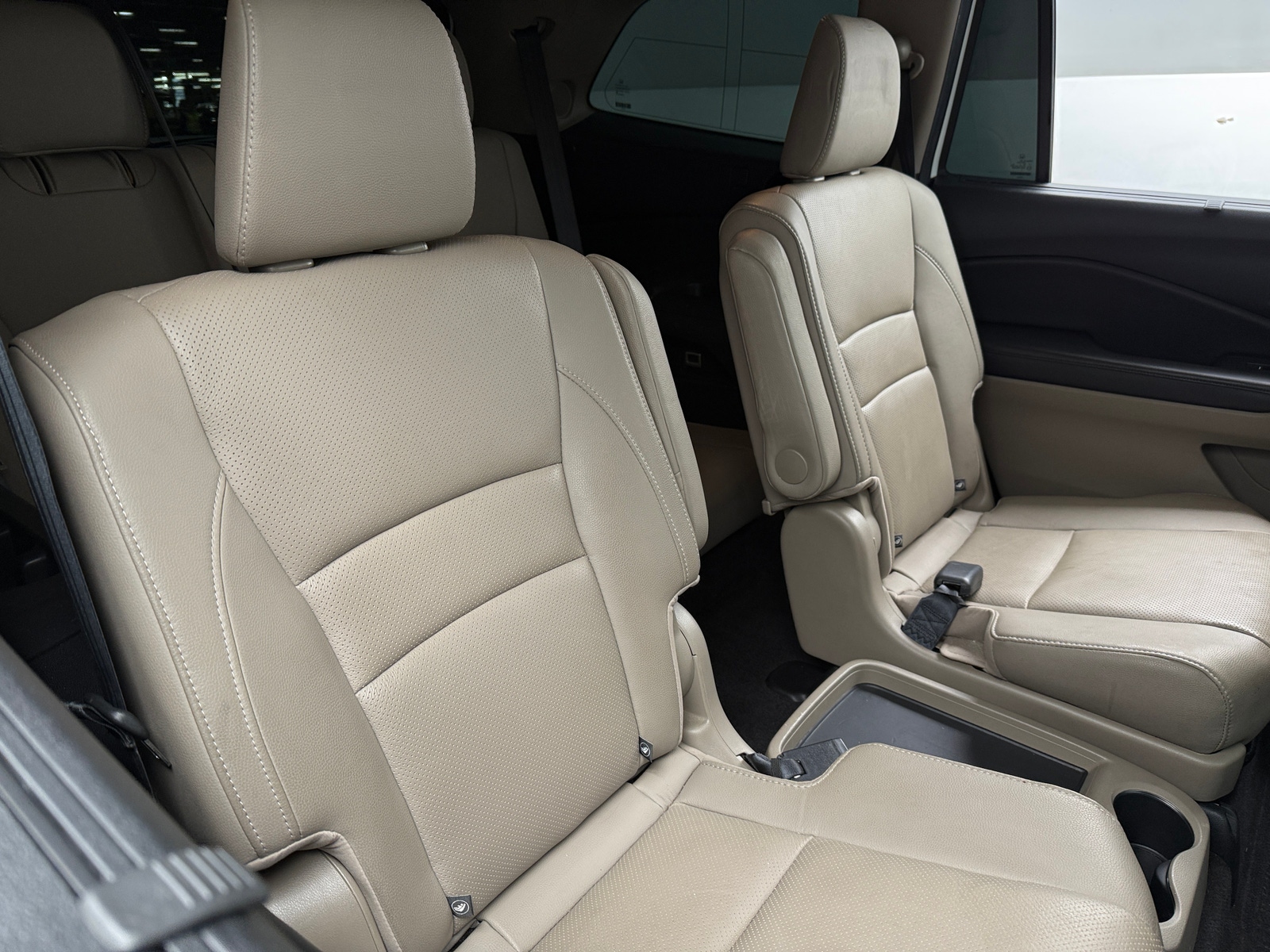 Thumbnail: 2017 Honda Pilot - 5