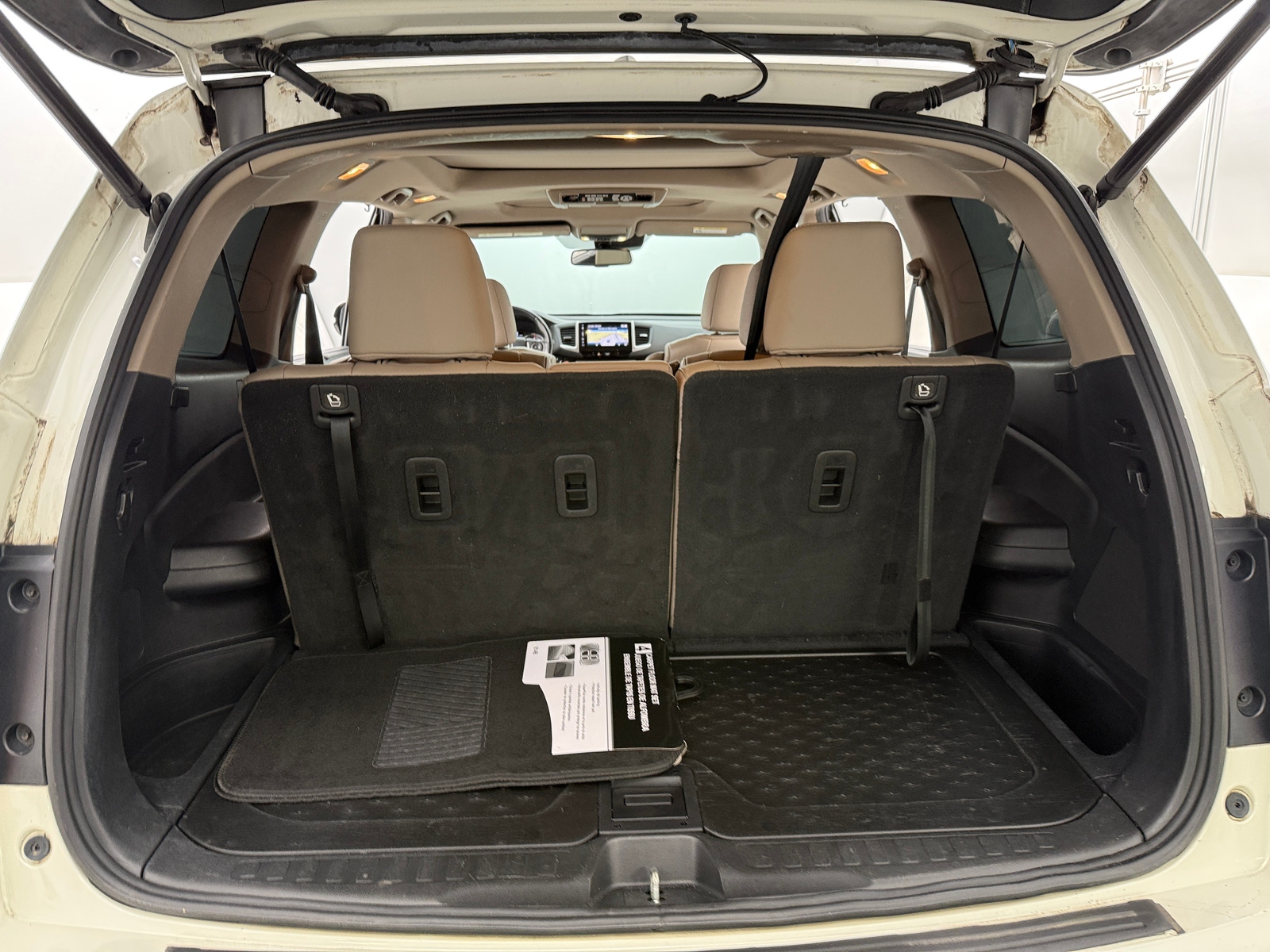 Thumbnail: 2017 Honda Pilot - 6