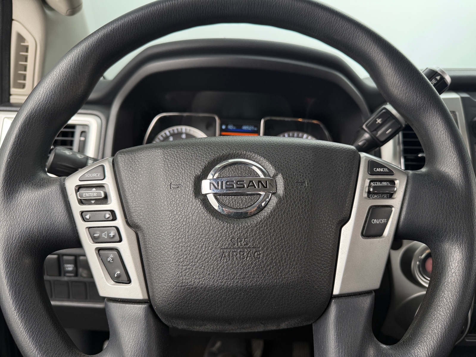 Thumbnail: 2019 Nissan Titan - 5