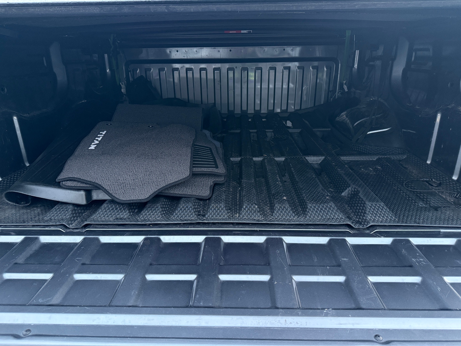 Thumbnail: 2019 Nissan Titan - 7