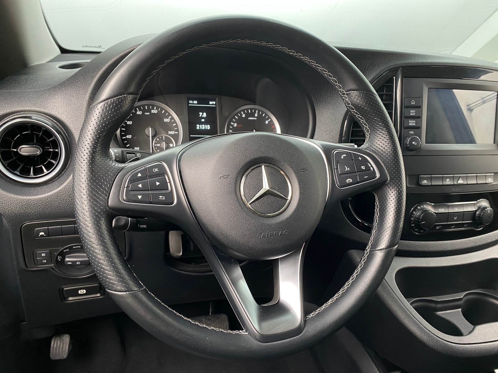 Thumbnail: 2023 Mercedes-Benz Metris - 5