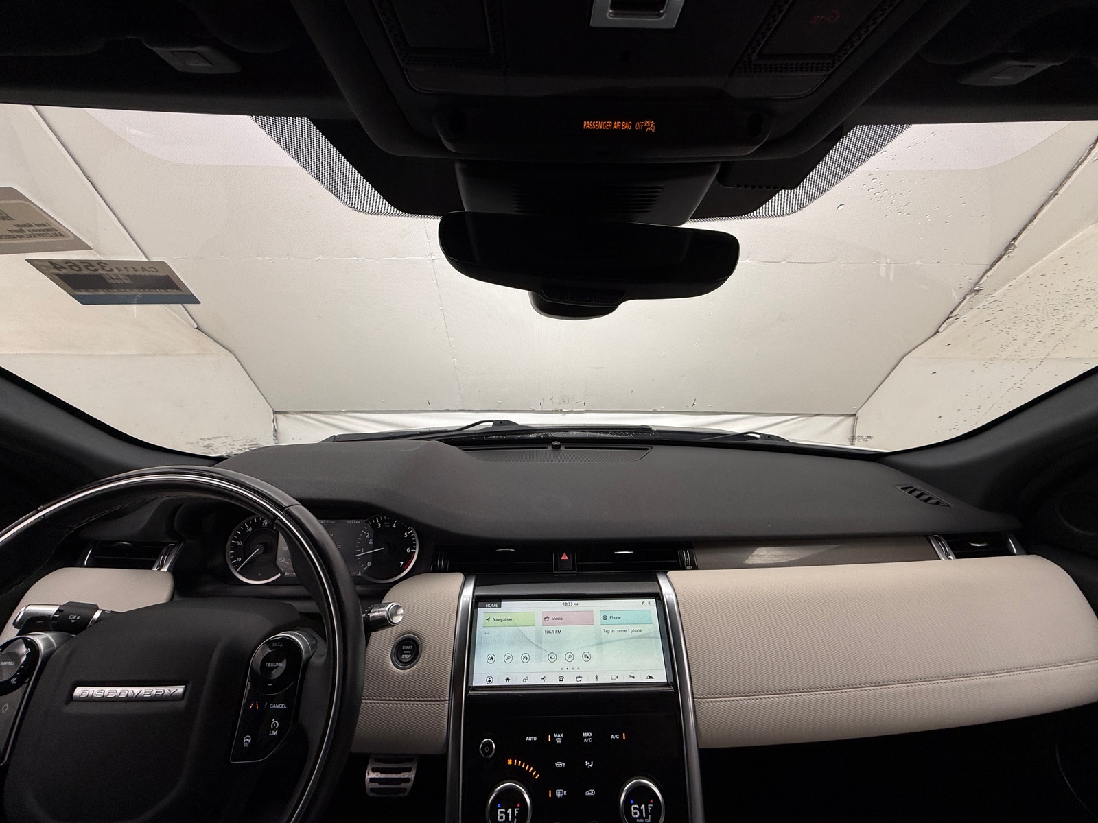 Thumbnail: 2020 Land Rover Discovery Sport - 2