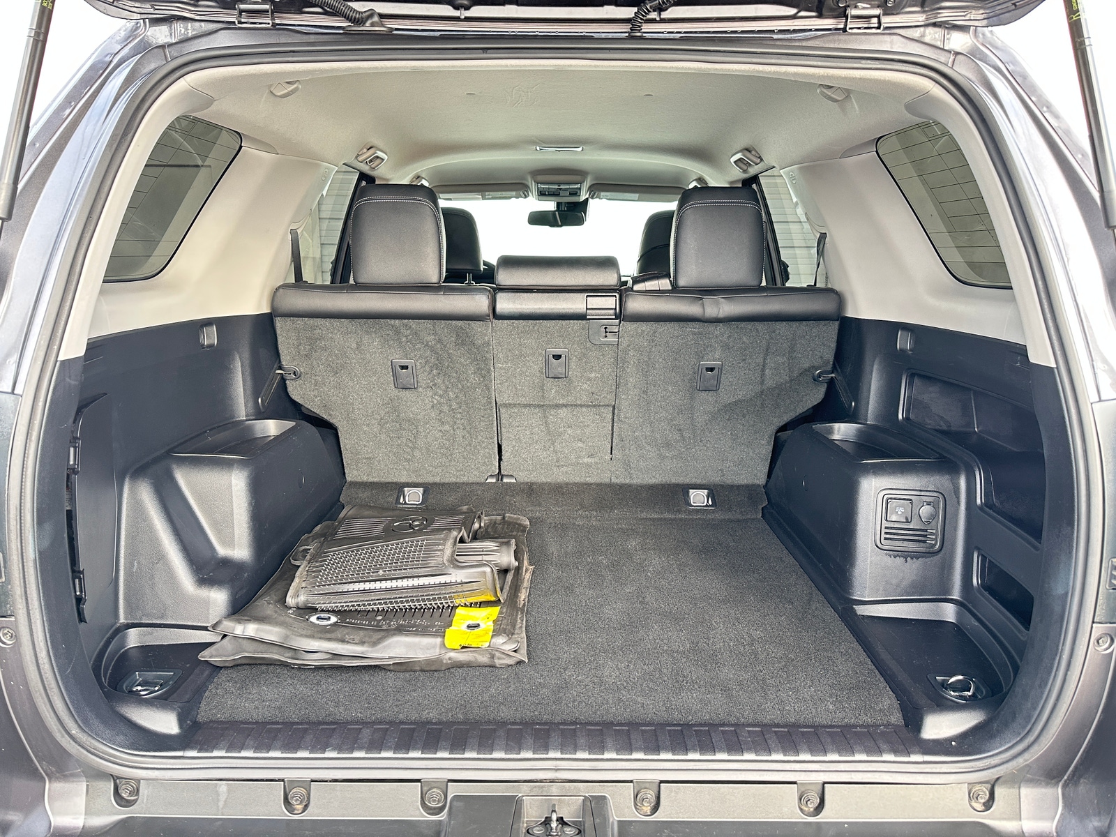 Thumbnail: 2022 Toyota 4Runner - 6