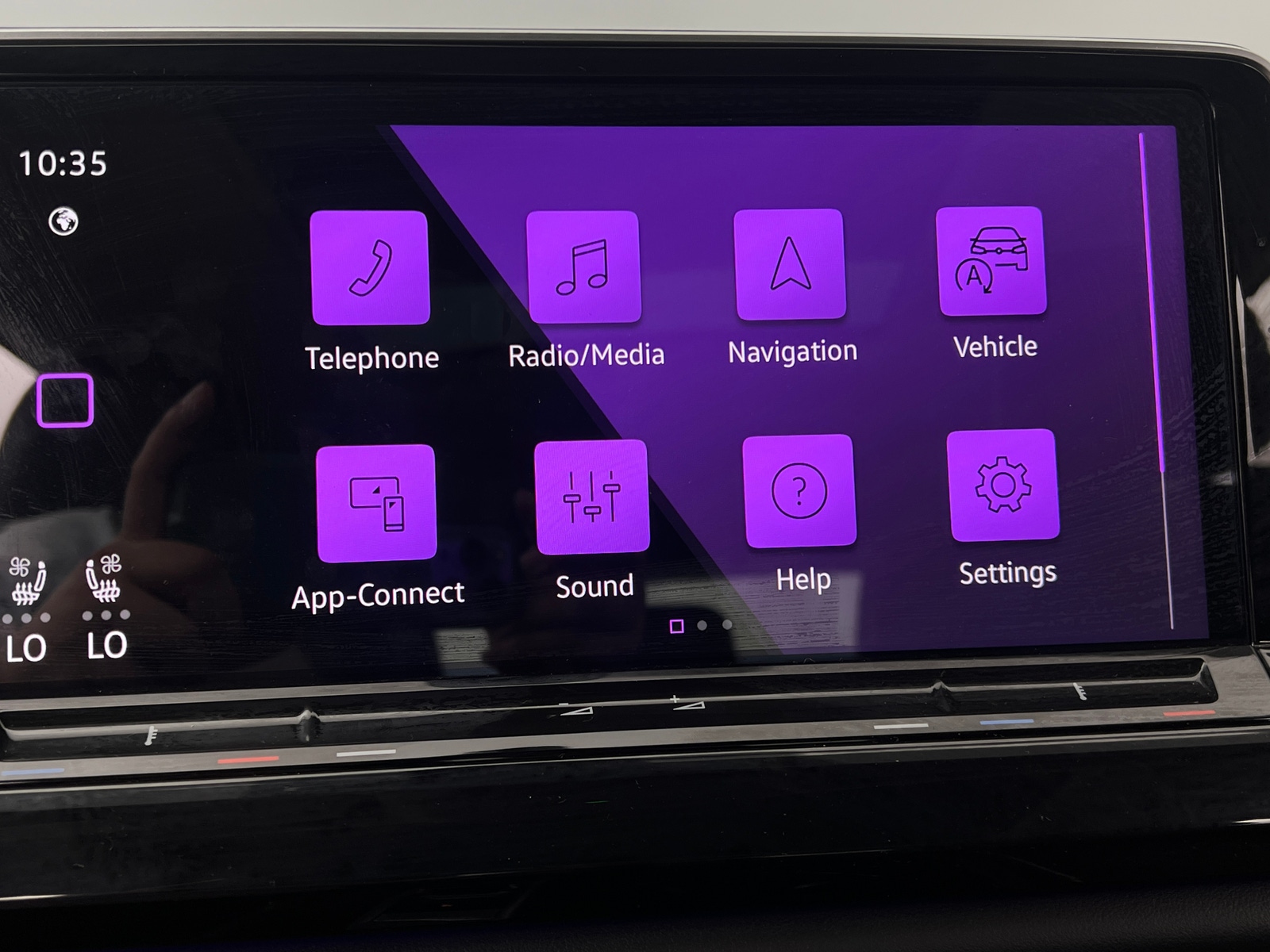 Thumbnail: 2024 Volkswagen Atlas - 3