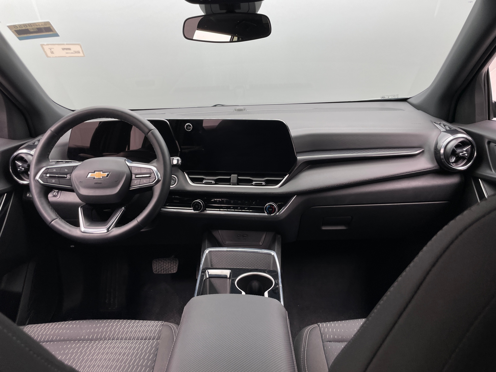 Thumbnail: 2025 Chevrolet Equinox - 3