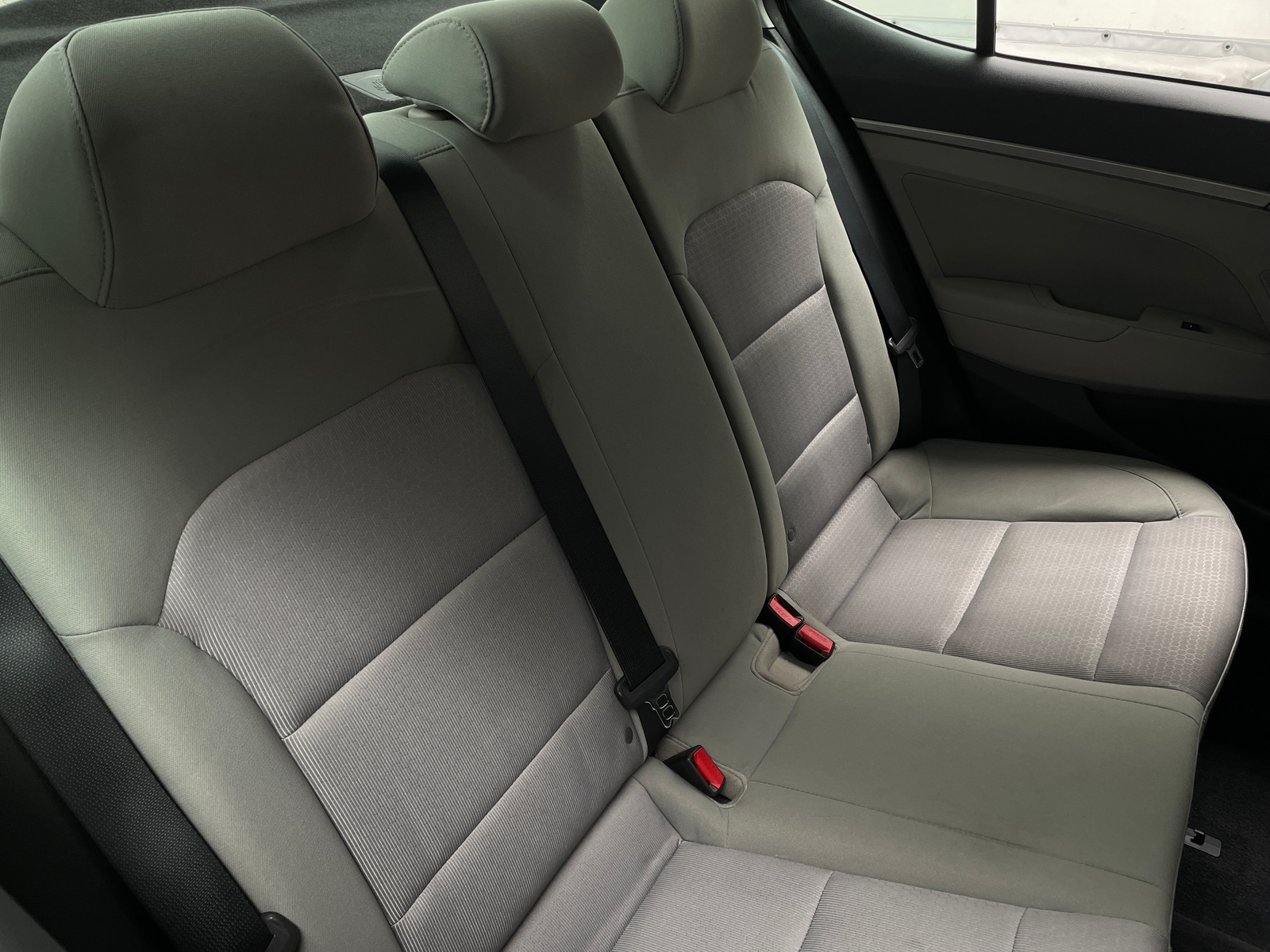 Thumbnail: 2017 Hyundai Elantra - 6