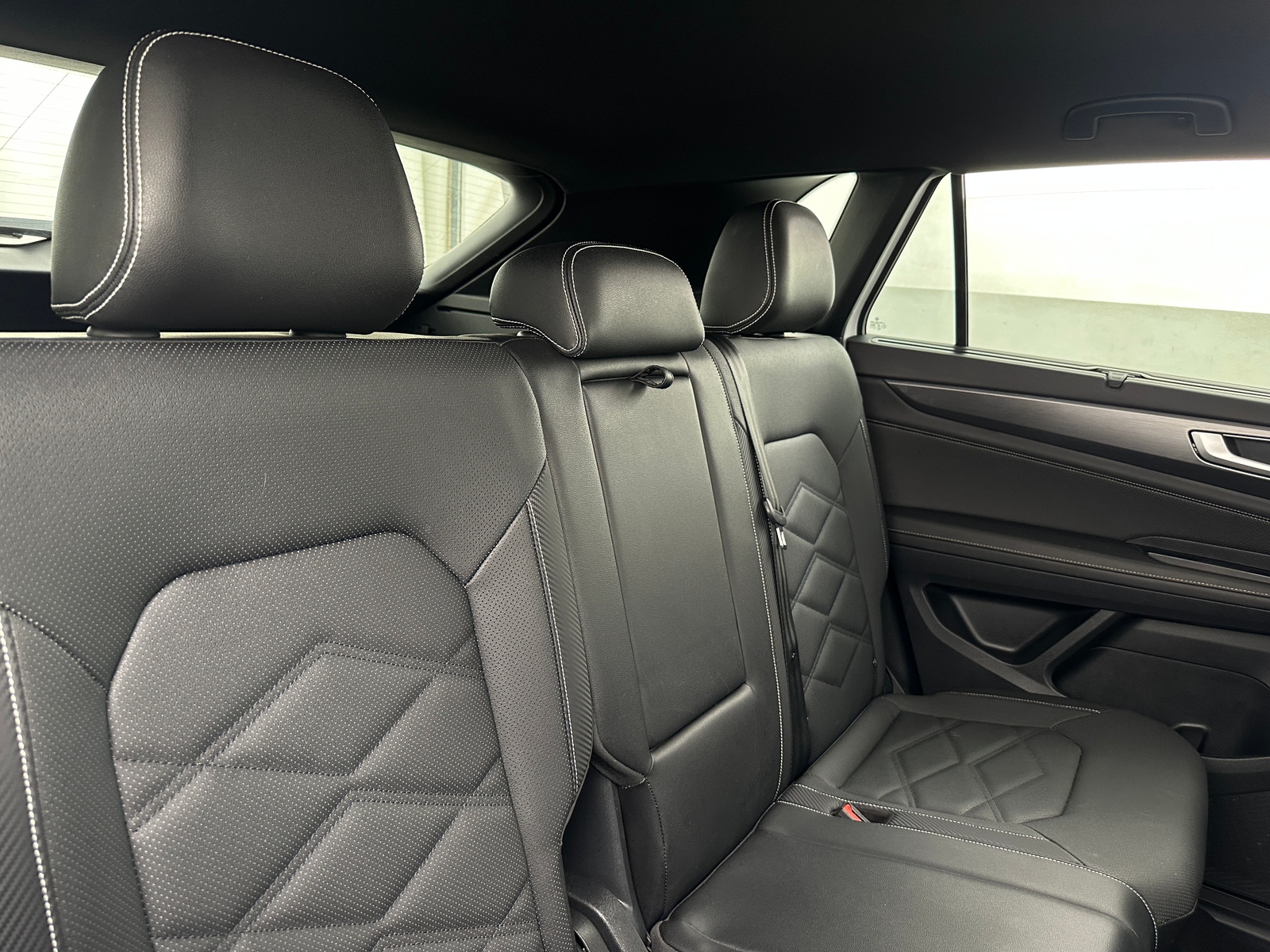 Thumbnail: 2025 Volkswagen Atlas - 5