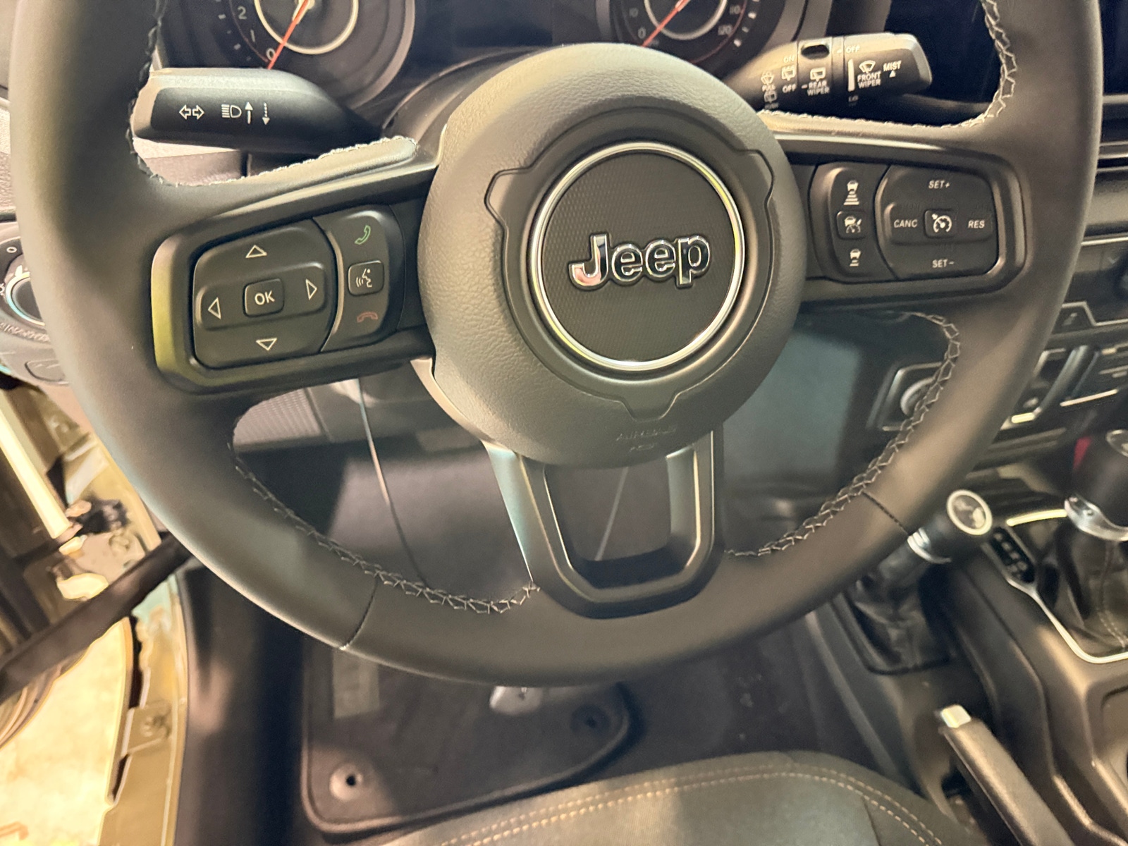 Thumbnail: 2026 Jeep Wrangler - 5