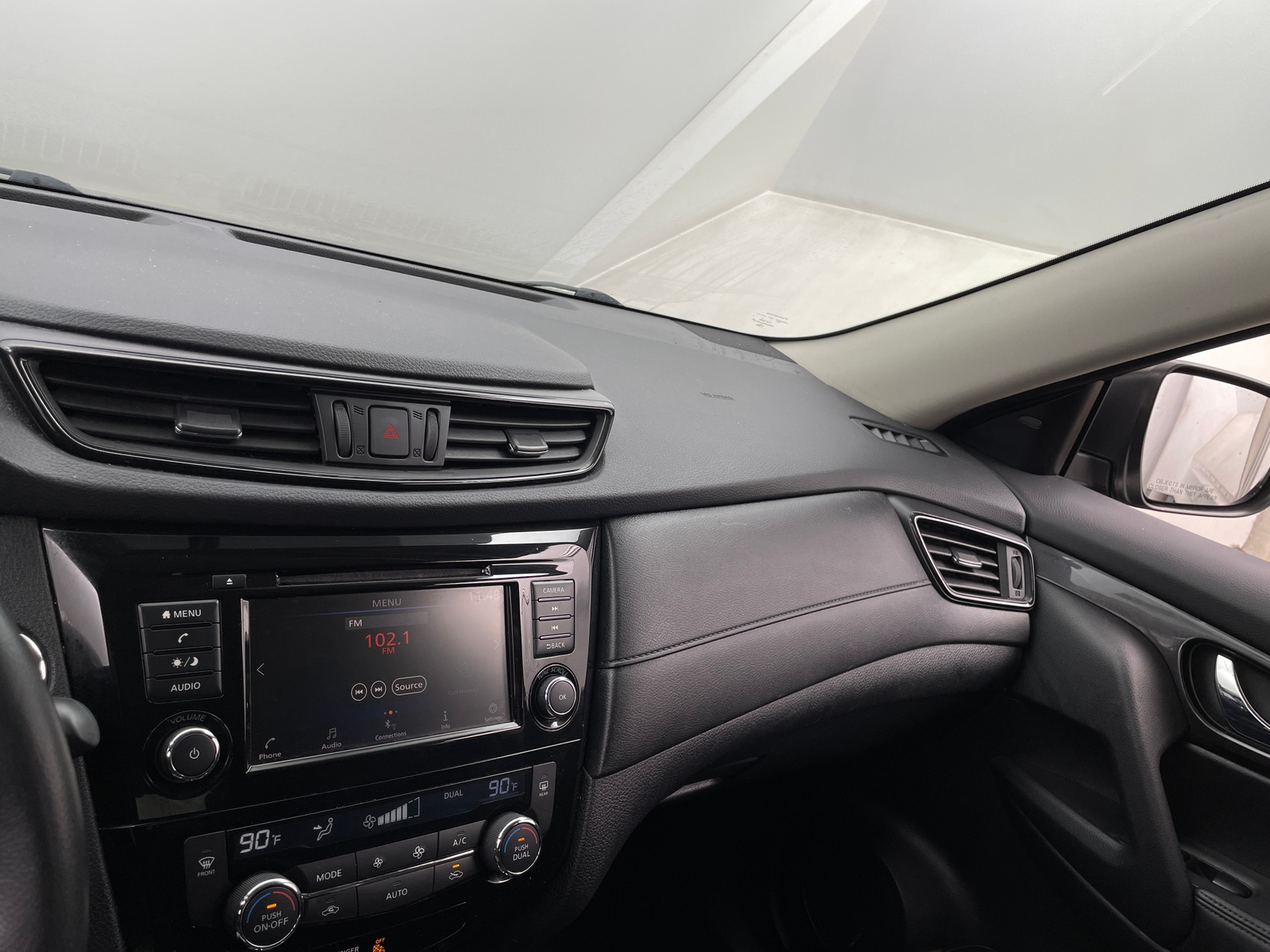 Thumbnail: 2018 Nissan Rogue - 4