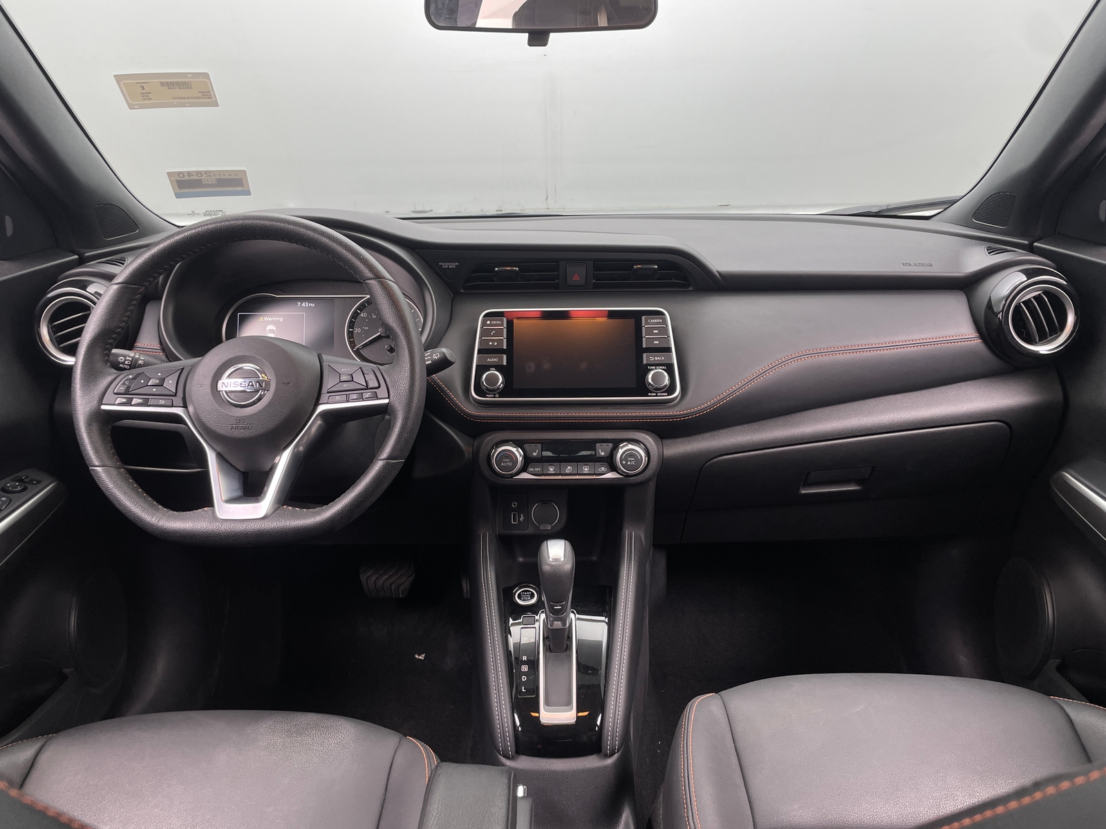 Thumbnail: 2018 Nissan Kicks - 2