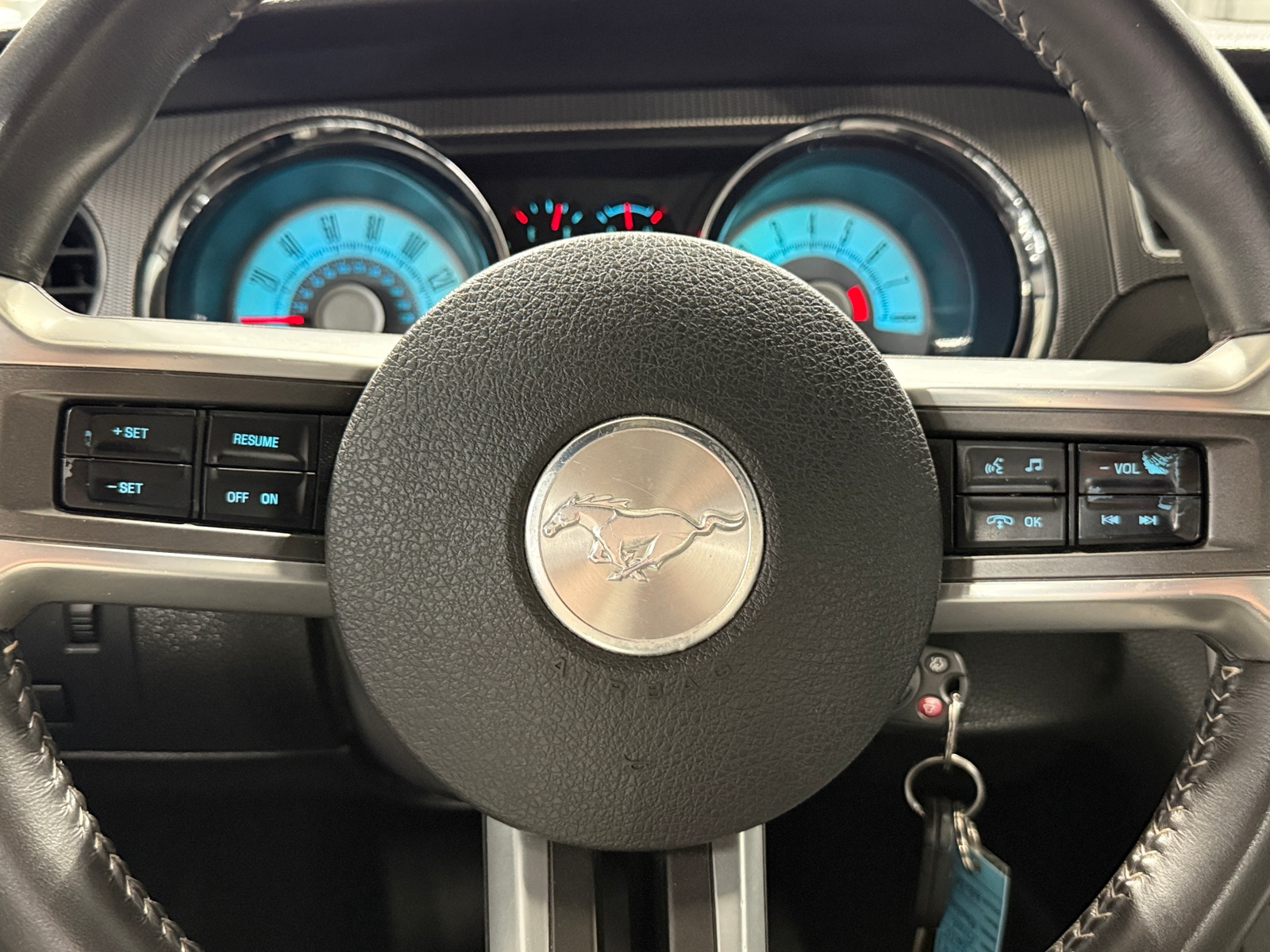 Thumbnail: 2010 Ford Mustang - 4