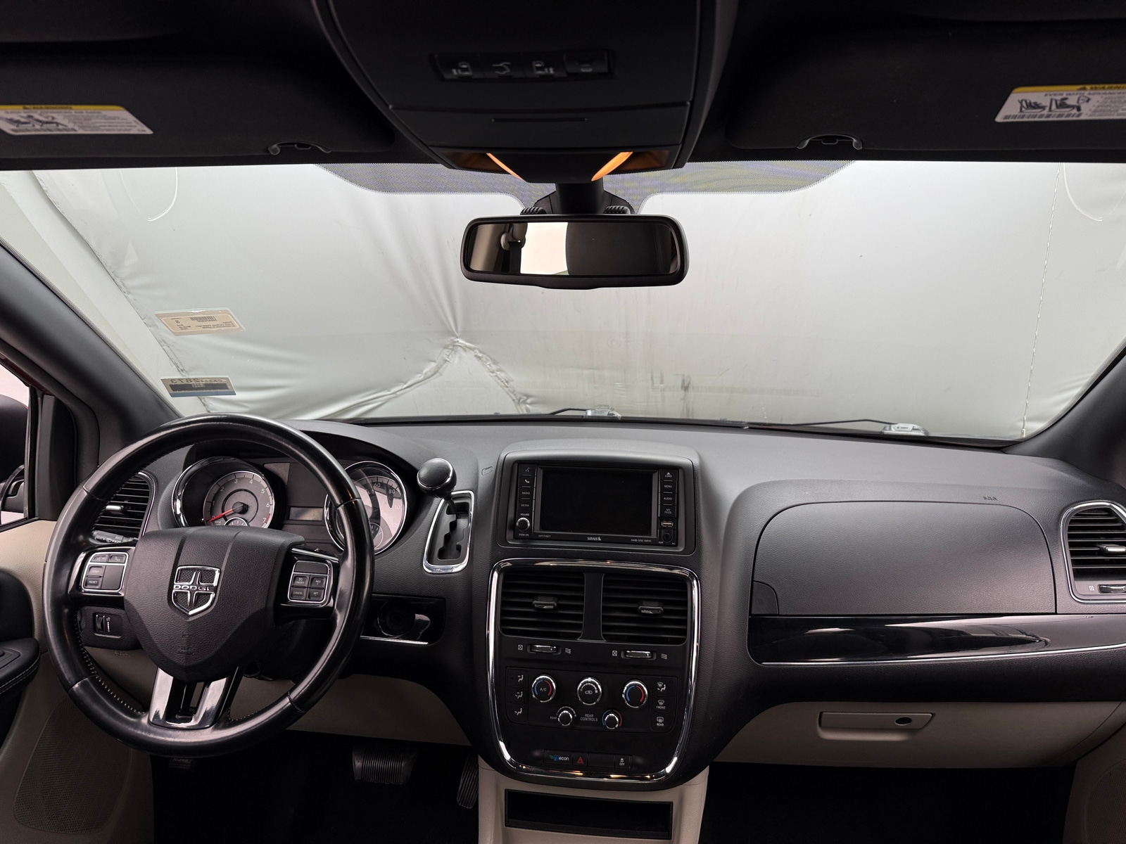 Thumbnail: 2020 Dodge Grand Caravan - 3