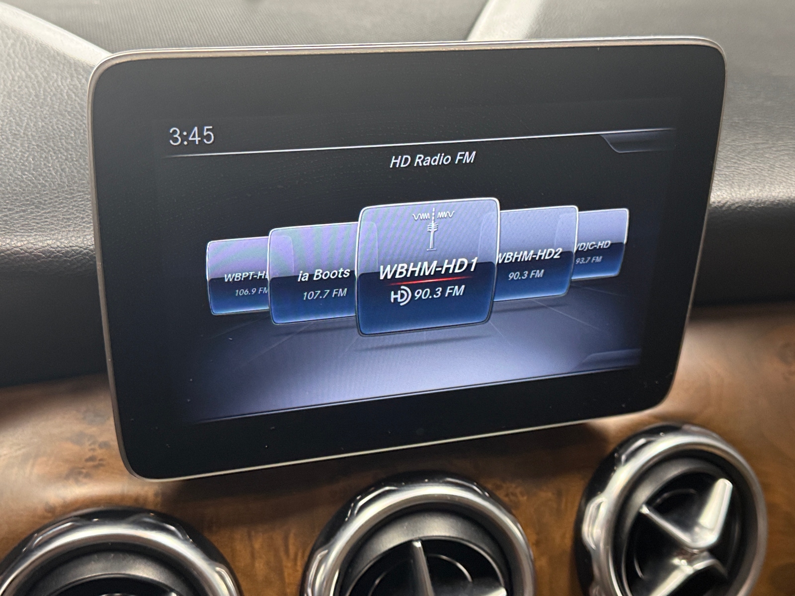 Thumbnail: 2019 Mercedes-Benz GLA - 3