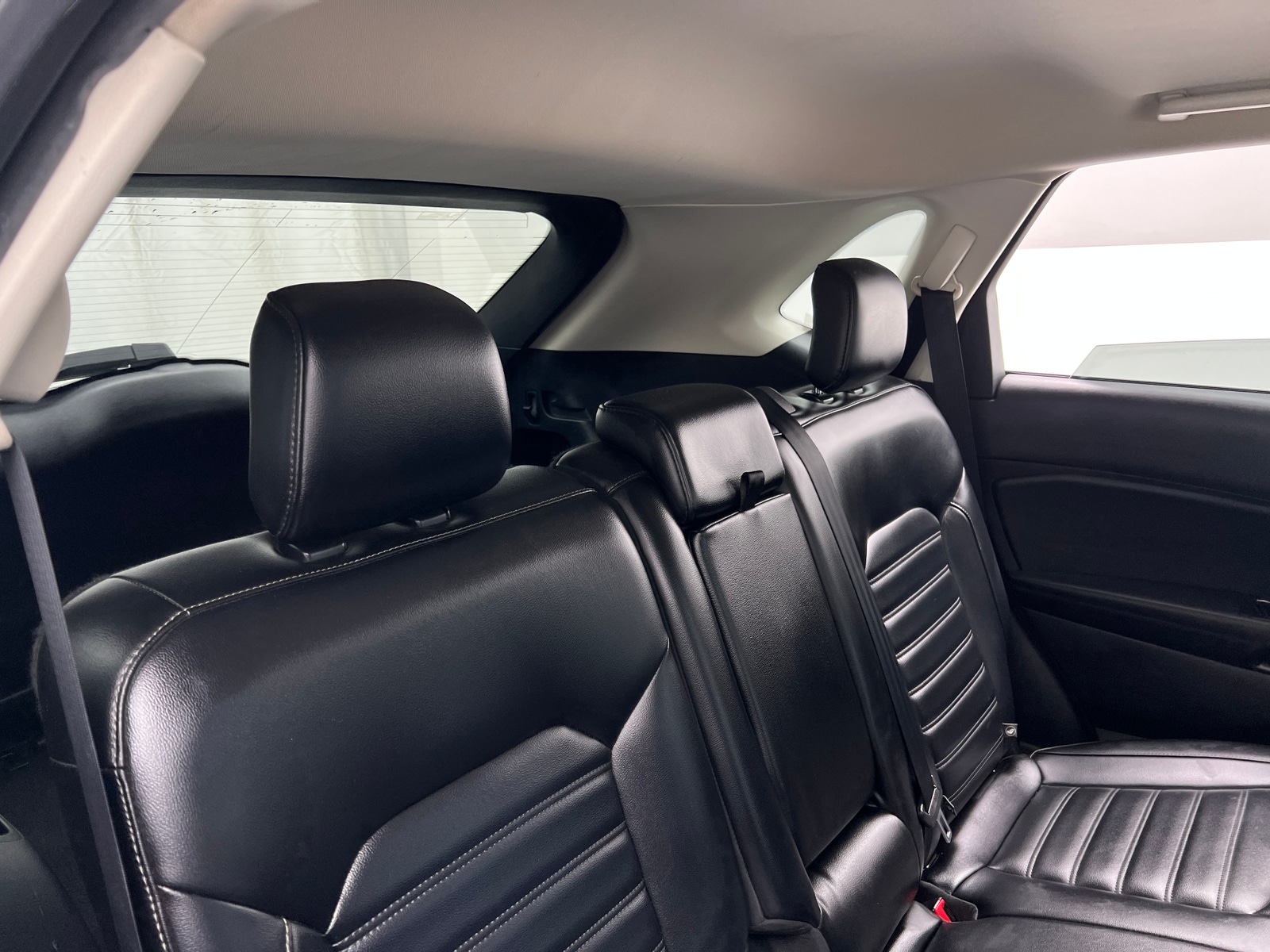 Thumbnail: 2020 Ford Edge - 5