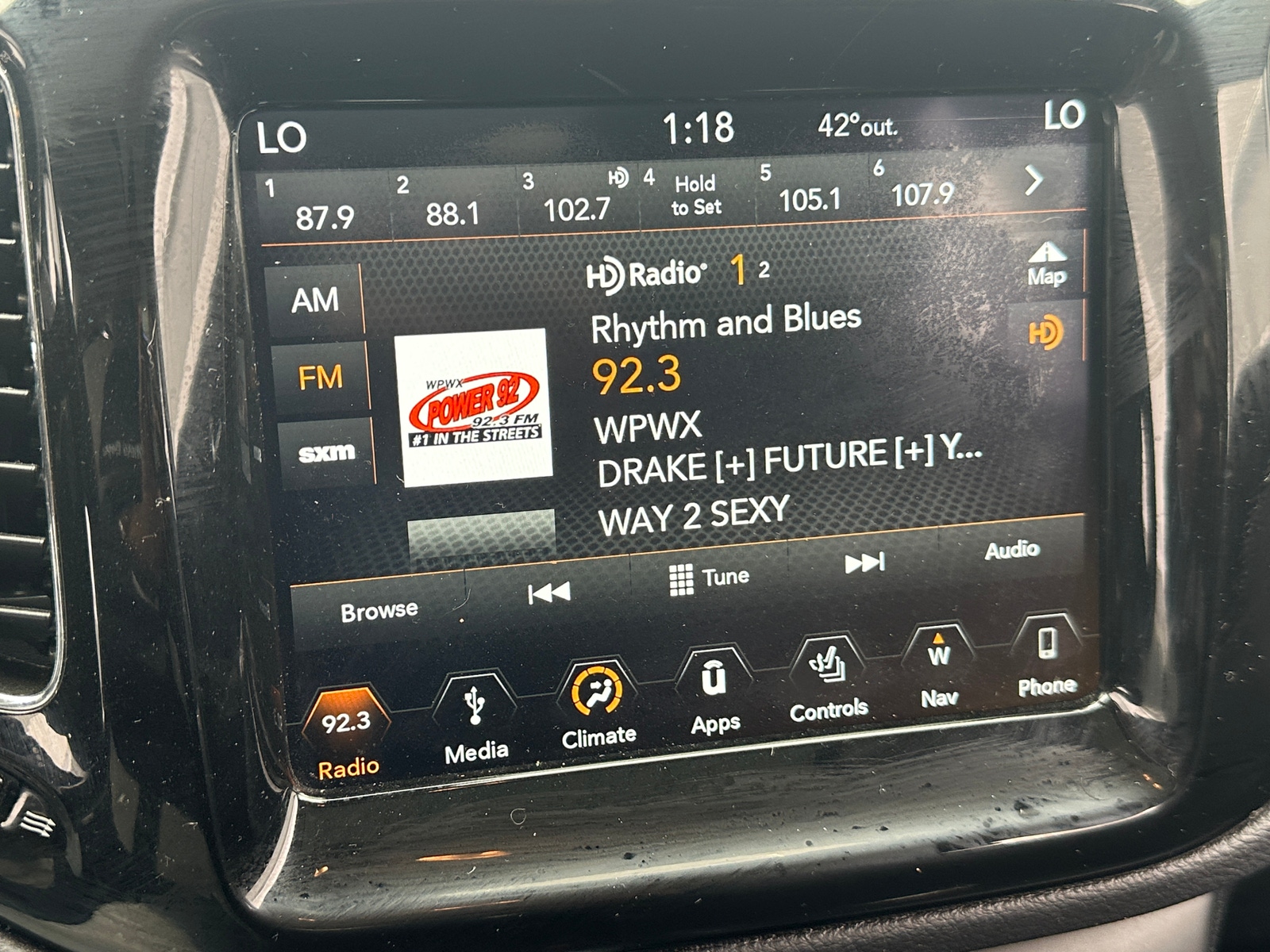 Thumbnail: 2018 Jeep Compass - 3