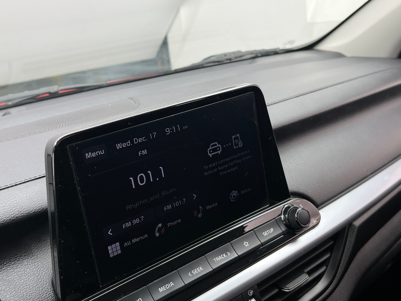 Thumbnail: 2023 Kia Forte - 4