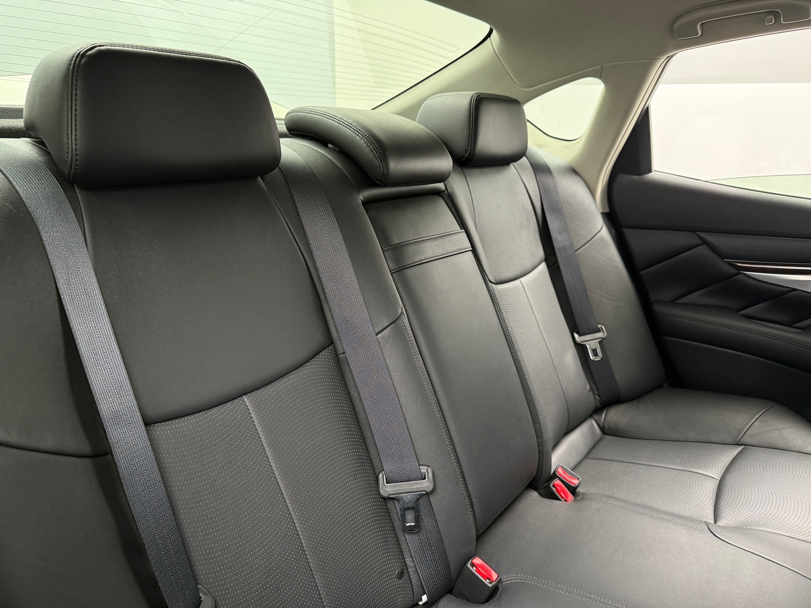 Thumbnail: 2016 INFINITI Q70 - 5