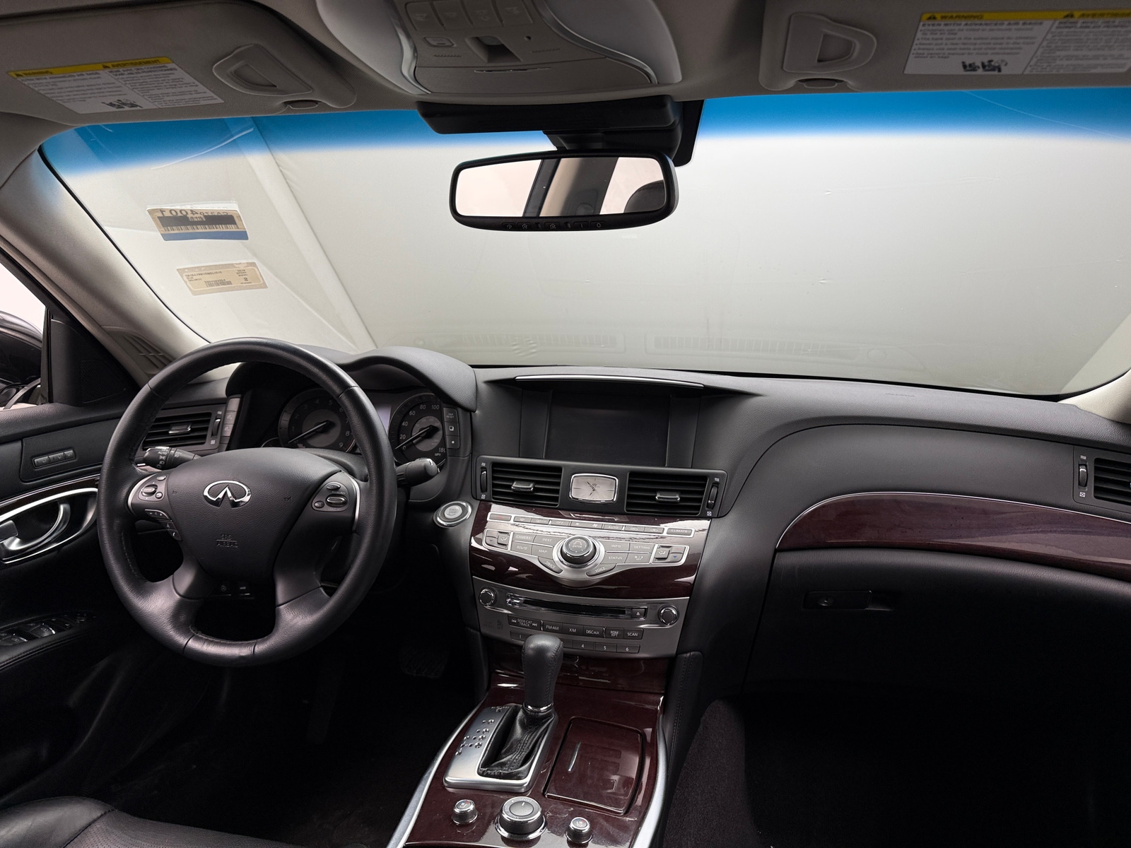 Thumbnail: 2016 INFINITI Q70 - 2