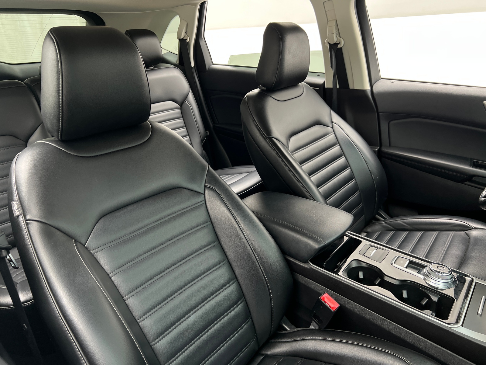 Thumbnail: 2020 Ford Edge - 6