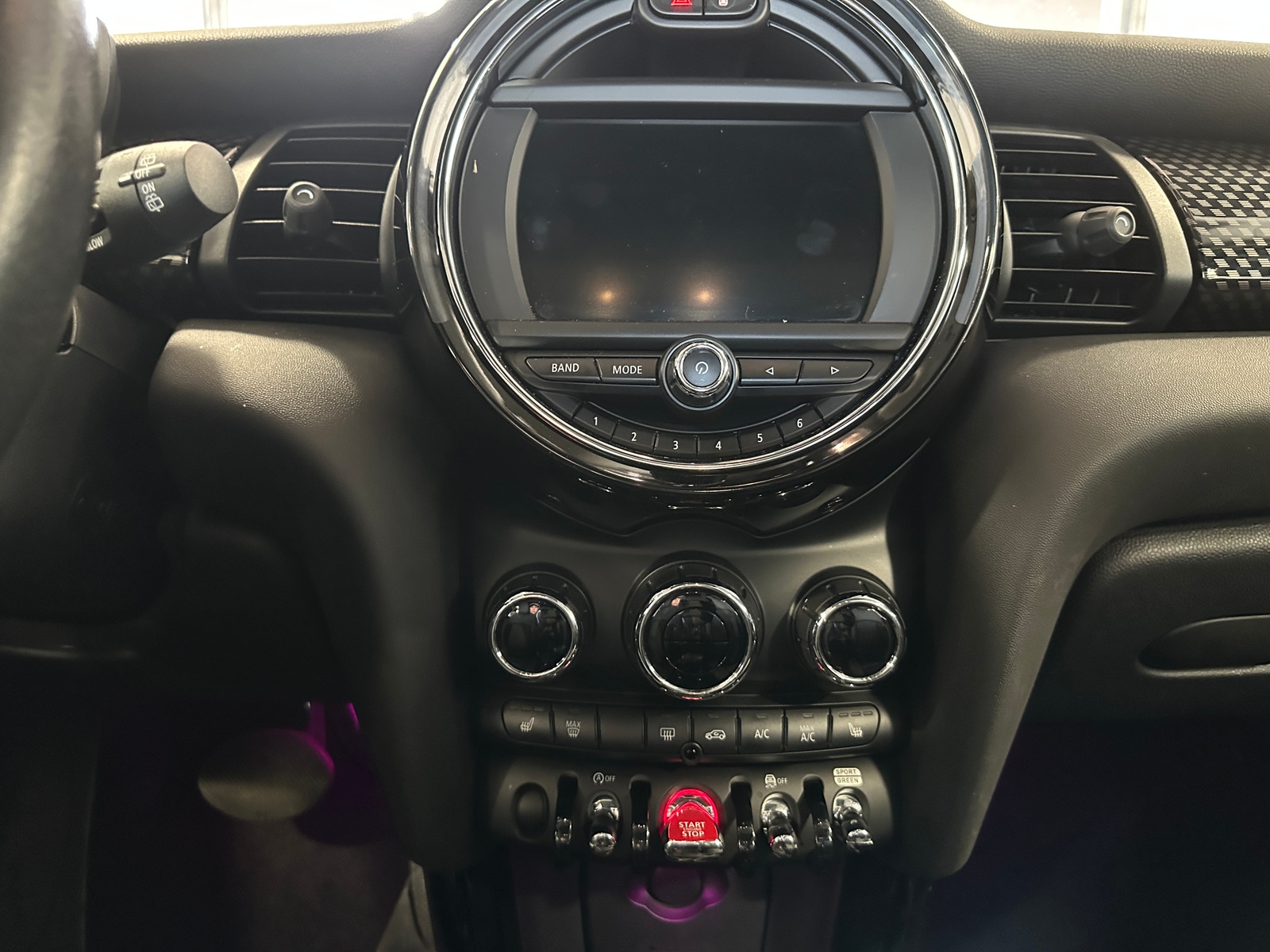 Thumbnail: 2020 MINI Cooper Hardtop - 3