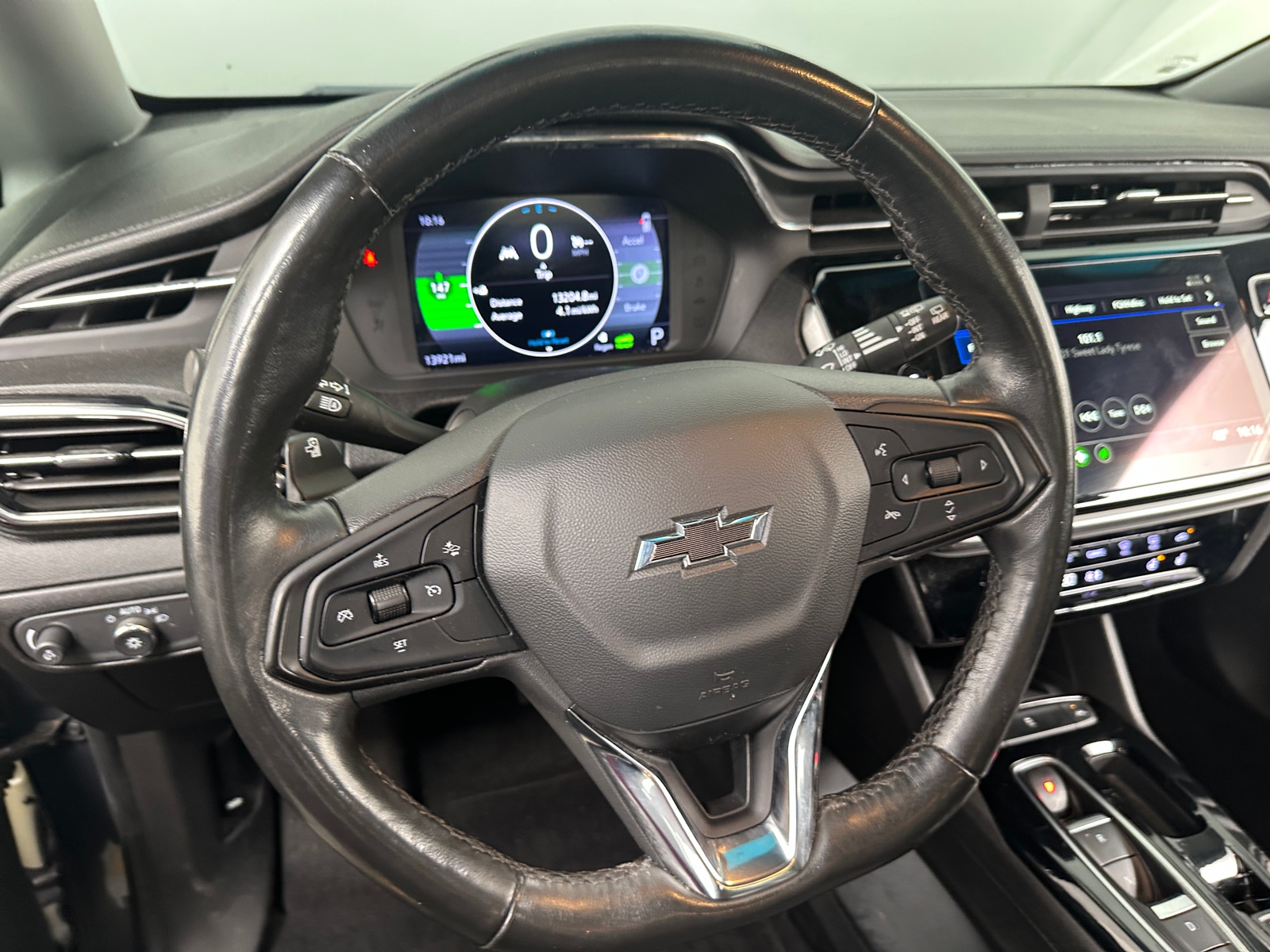 Thumbnail: 2023 Chevrolet Bolt EV - 4