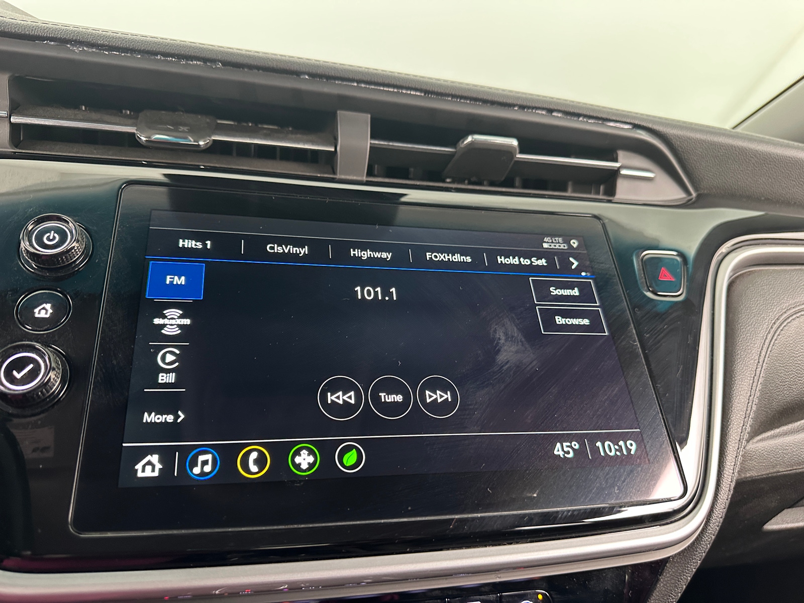 Thumbnail: 2023 Chevrolet Bolt EV - 3