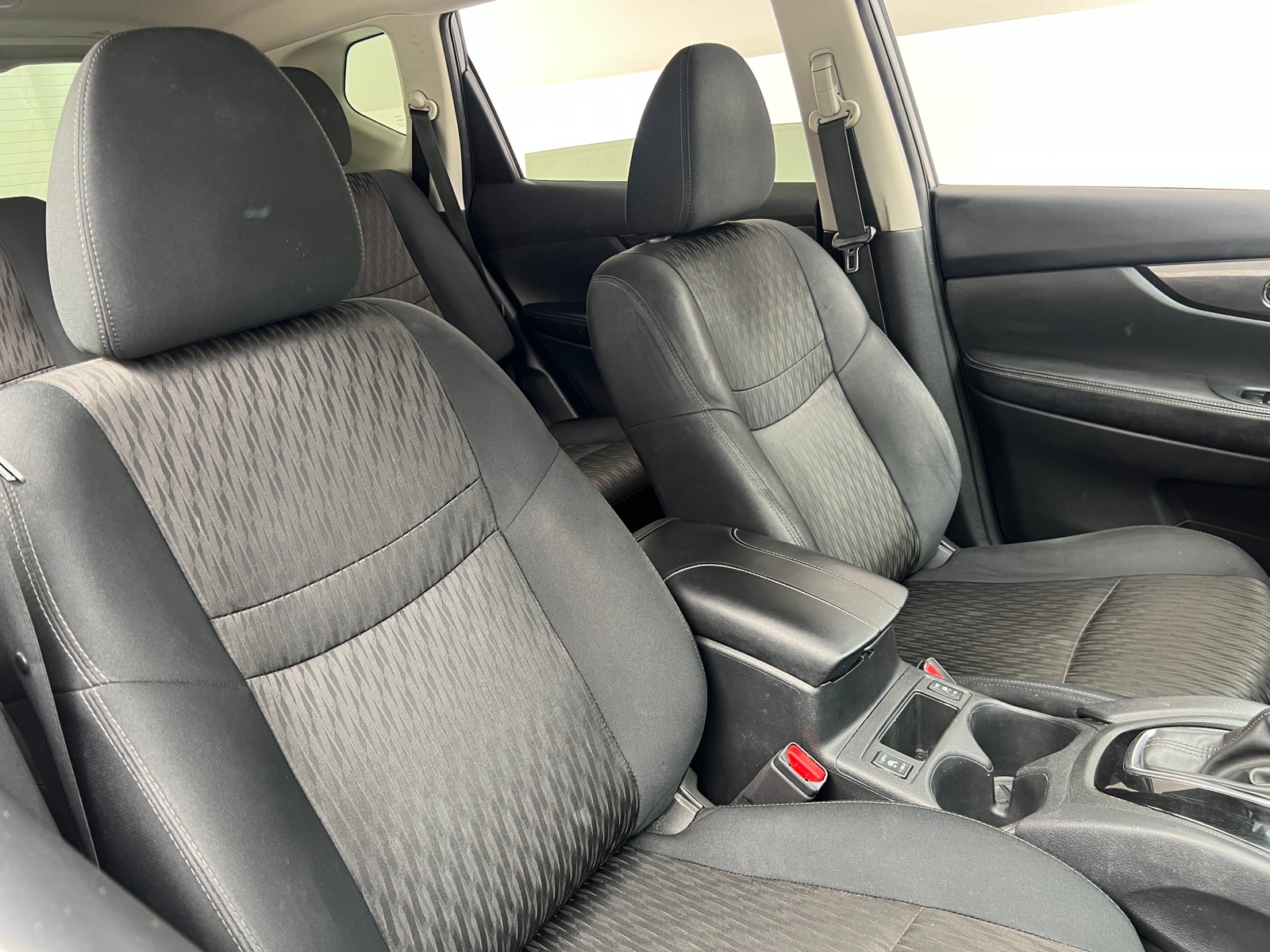 Thumbnail: 2019 Nissan Rogue - 2