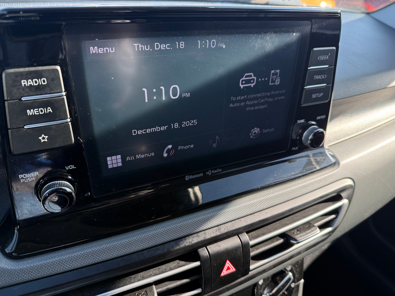 Thumbnail: 2022 Kia Seltos - 4