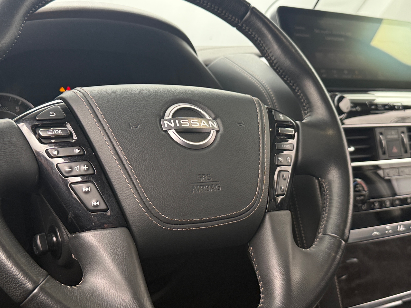 Thumbnail: 2022 Nissan Armada - 4