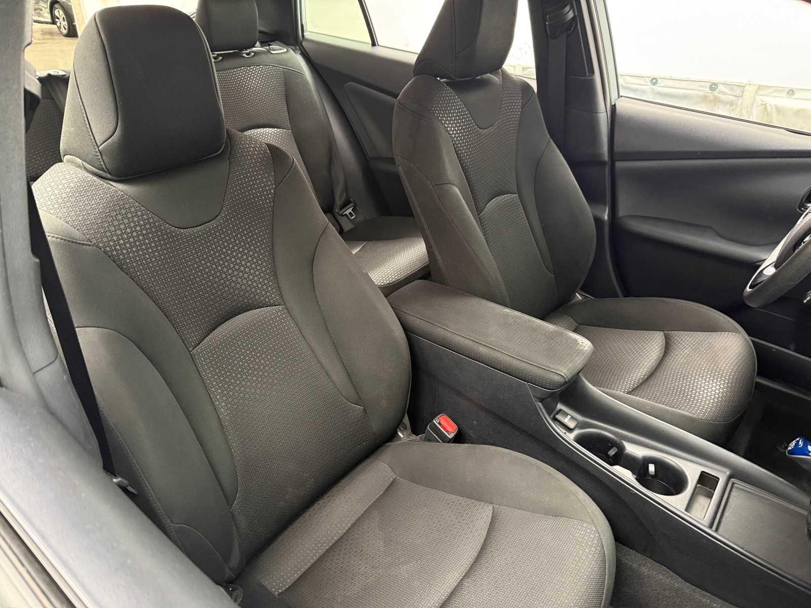 Thumbnail: 2020 Toyota Prius - 2