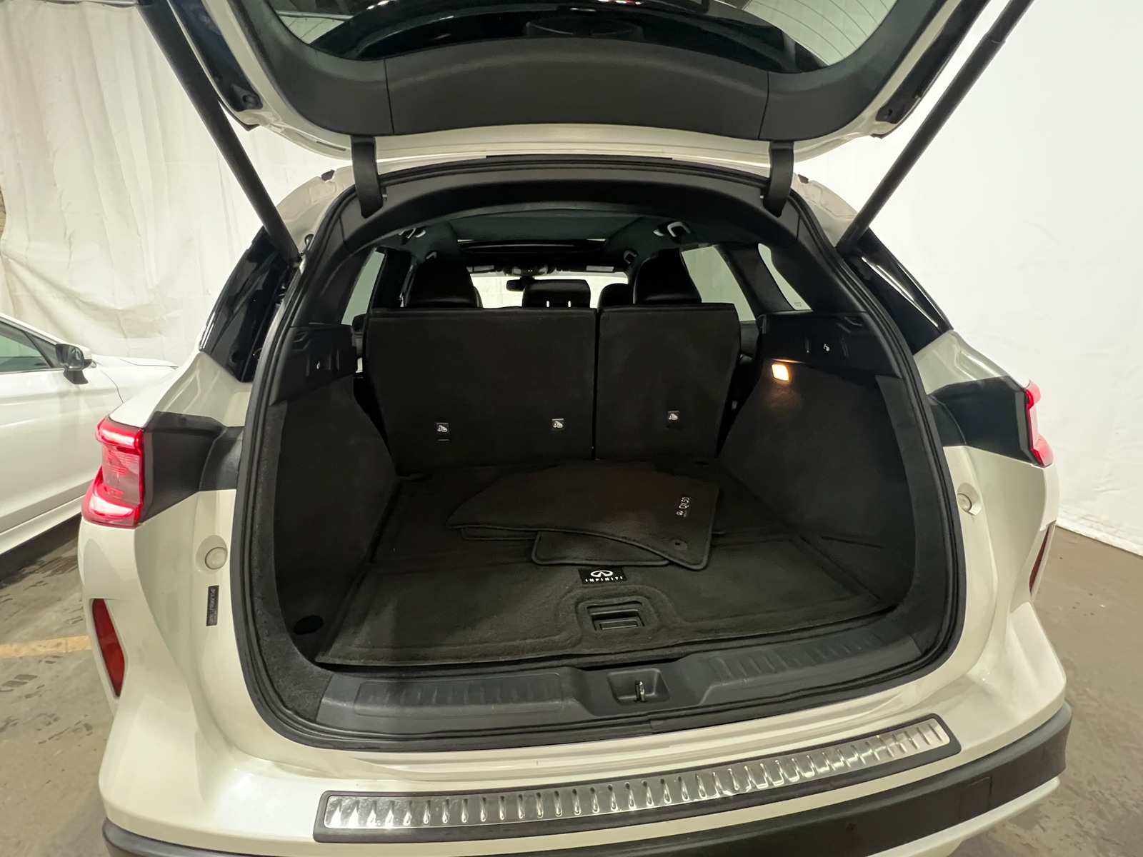 Thumbnail: 2020 INFINITI QX50 - 6