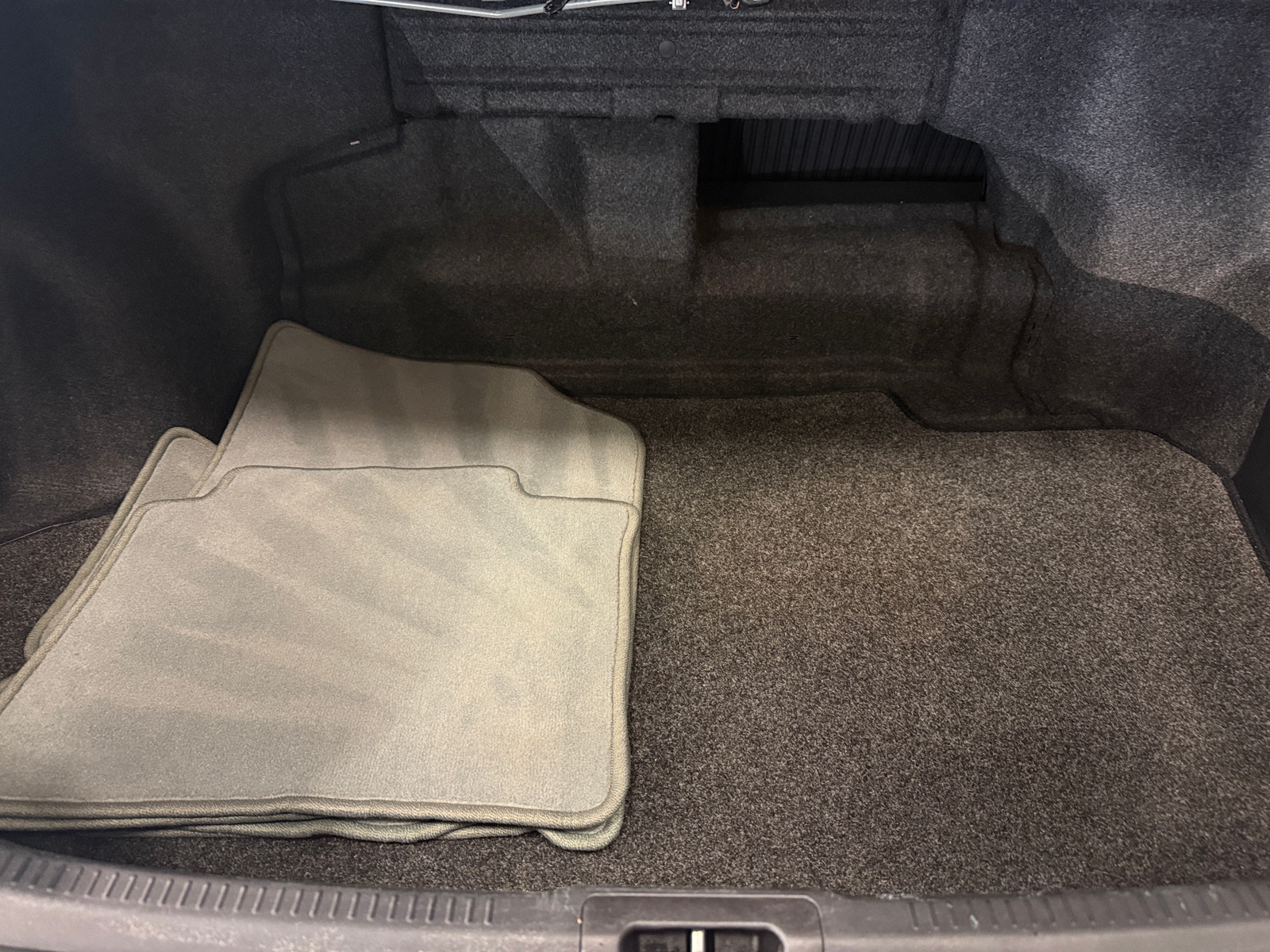 Thumbnail: 2017 Toyota Camry - 6