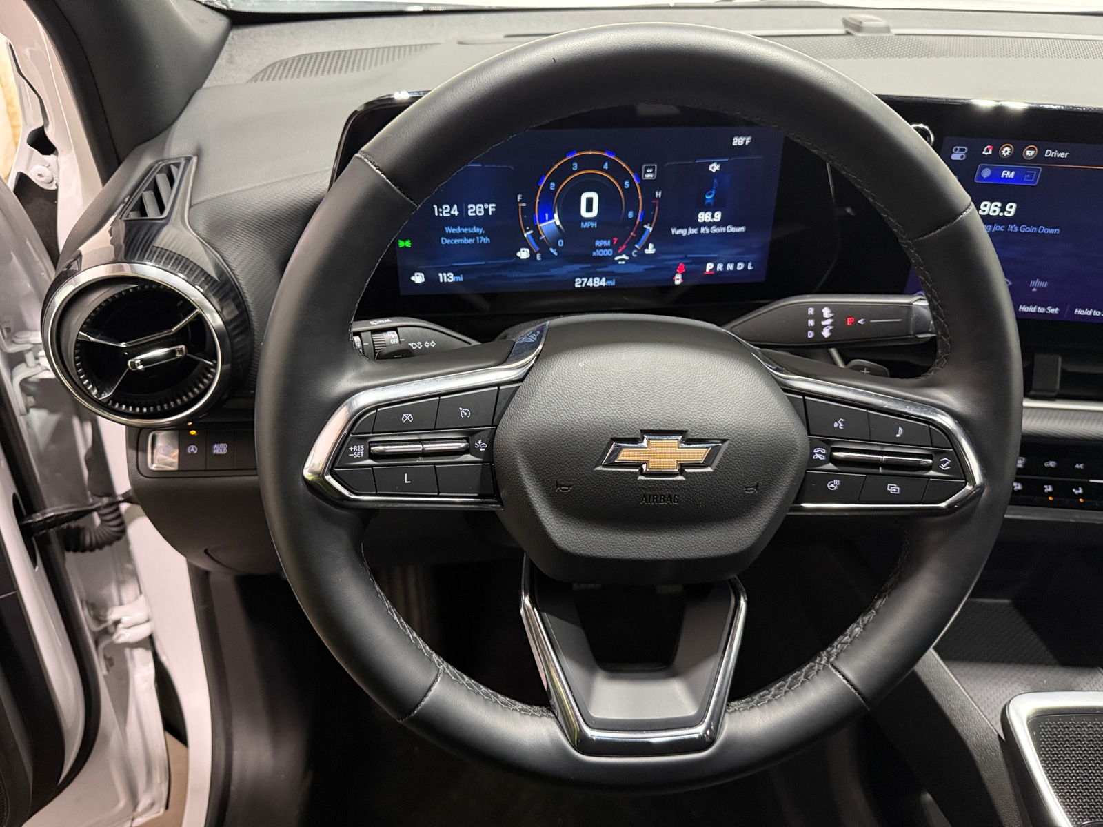 Thumbnail: 2025 Chevrolet Equinox - 5