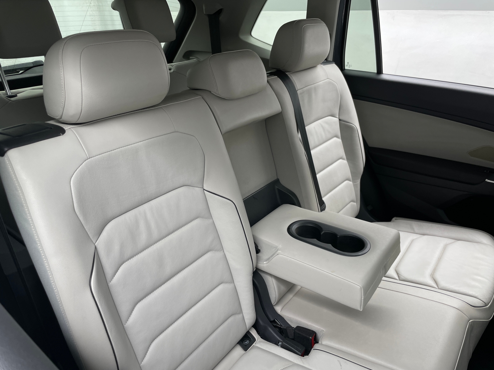 Thumbnail: 2018 Volkswagen Tiguan - 5